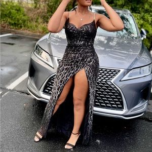 Fashion Nova Black & Silver sequins dress